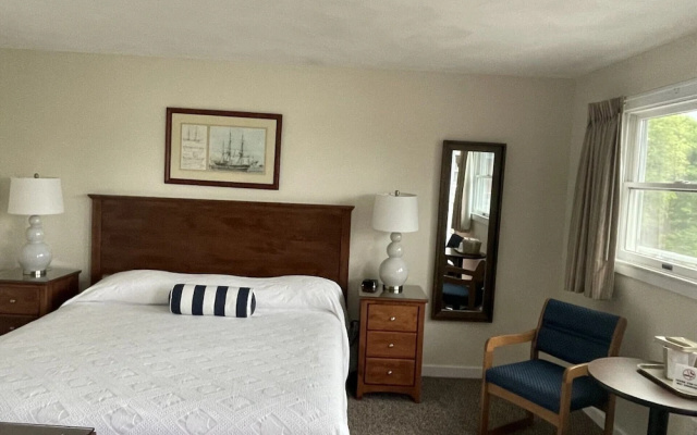 Sea Lion Motel and Cottages