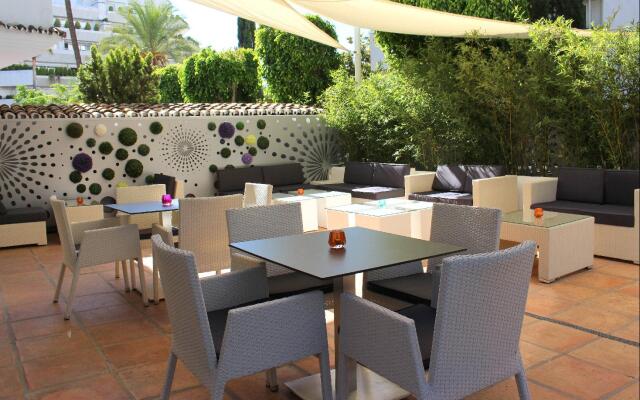Aparthotel Monarque Sultán