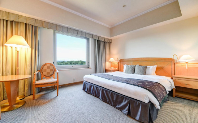 Forest Inn Showakan