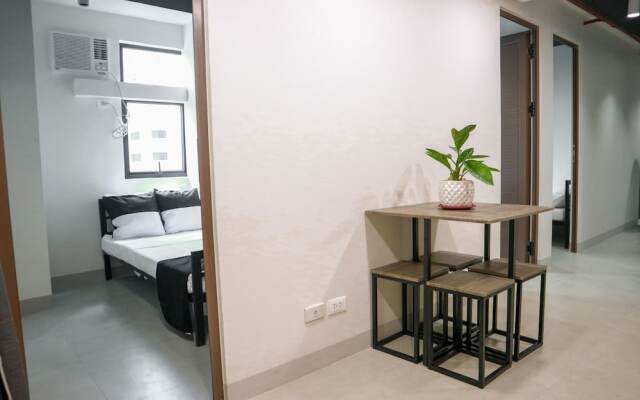 The Grid Managed by HII