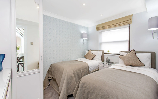 Mayfair House