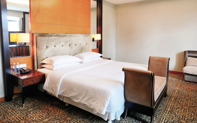 Sheraton Jinan Hotel