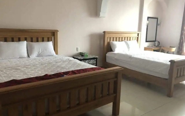 The Passion Lux Airport Hotel Apartment