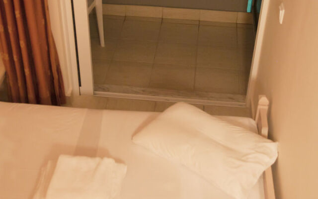 Theonia Hotel