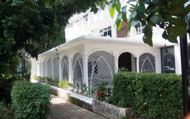 Hotel Pangrango 3