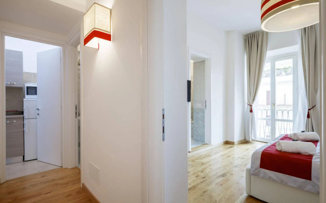 Home Town at Spanish Steps