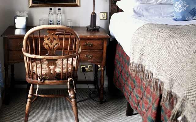 Noel Arms Hotel