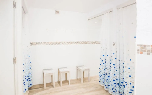 Y Hostel - Albergue Juvenil