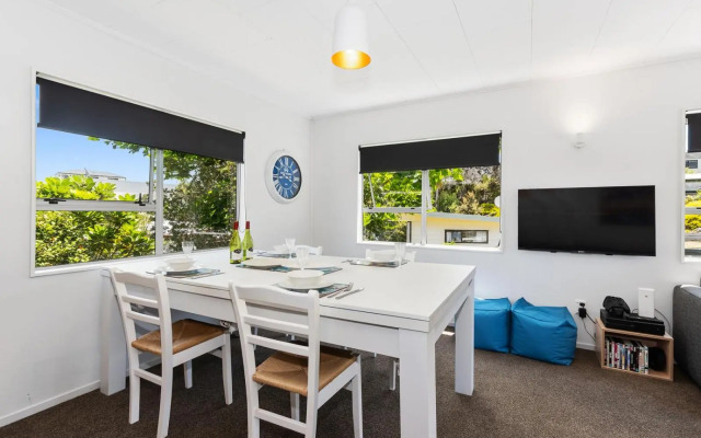 Bluebird - Mangawhai Heads Holiday Home