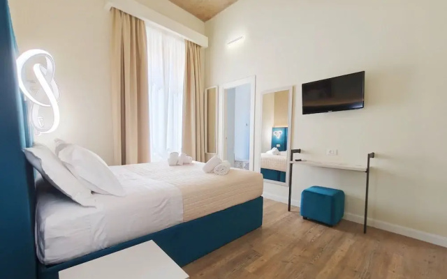 Nicole Suite