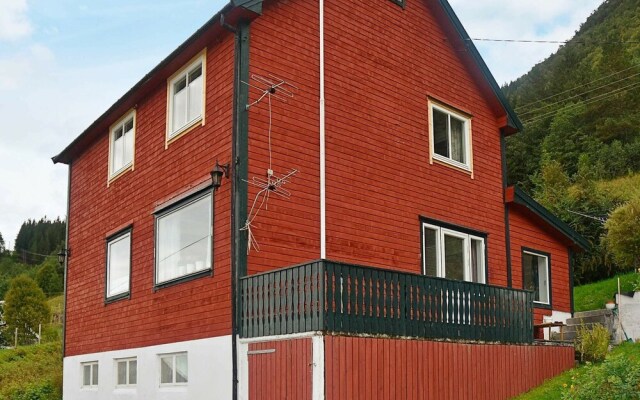 8 Person Holiday Home In Afarnes