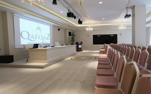 Qafqaz Riverside Resort Hotel