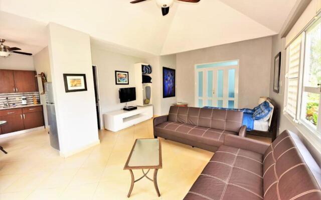 Isabela Villa Bonita - Vacation & Event Venue Sleeps 50!