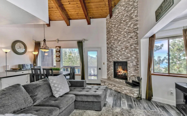 Mv17 Amazing Lake View & Spacious 2 Bedroom Ski Cabin With Hot Tub
