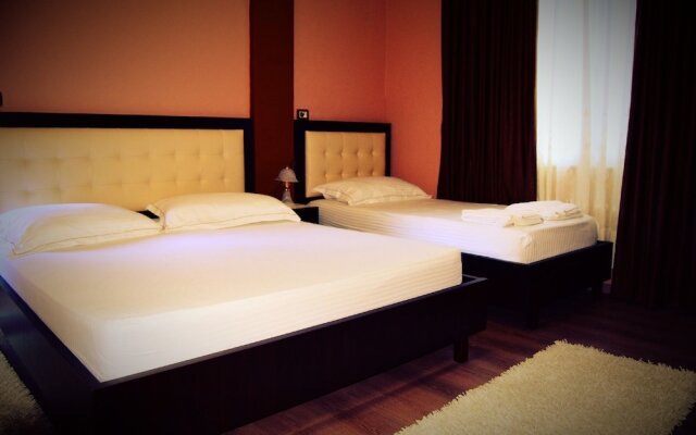 Vila LILI Guest House - Berat