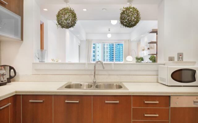 Modern and Airy 2BR in Palm Jumeirah
