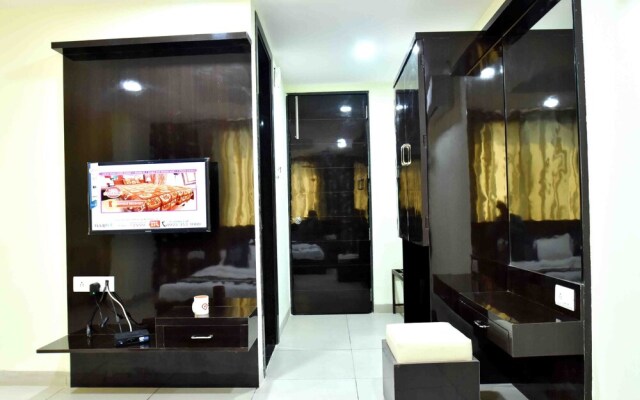 OYO 3222 Hotel SP 13