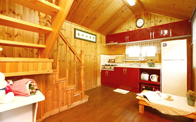 Pocheon Pine Fragrance Pension