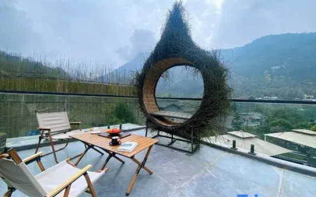 Qingcheng Mountain · Nanke Yimeng Private Soup B&B