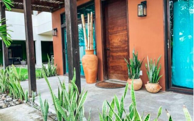 El Sitio Villas