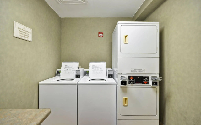 Hampton Inn & Suites Charleston/West Ashley