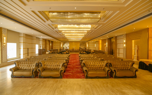 Four Leaf Hotel, Budaun