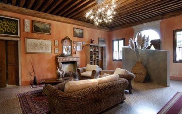 Hotel Ristorante Al Gallo