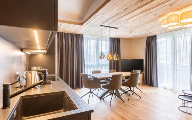 Modern Holiday Apartment With 2 Bedrooms in Fugen