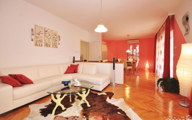 Stunning Apartment in Zadar With 2 Bedrooms, Wifi and Outdoor Swimming Pool