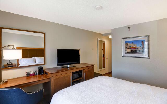 Hampton Inn Memphis-Poplar