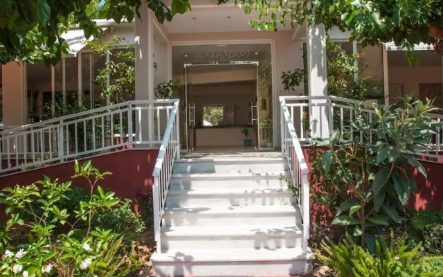 Apartments Hotel Alexandros