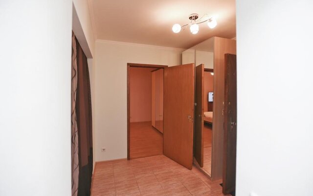 ApartLux Novolesnaya Living Quarters