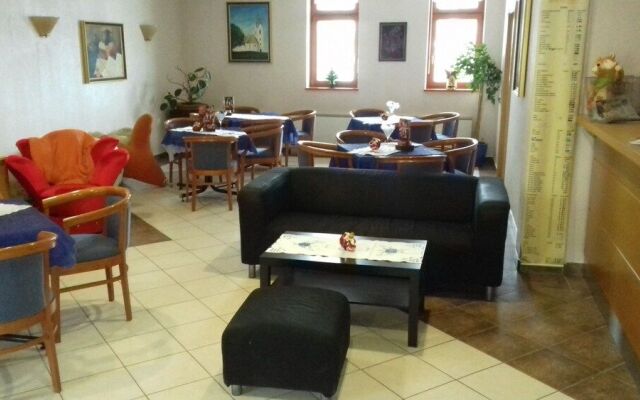 Garni Hotel Zvon