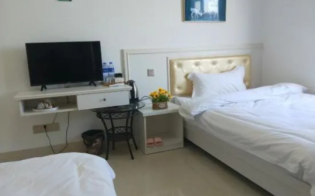 Longhai on the way hotel