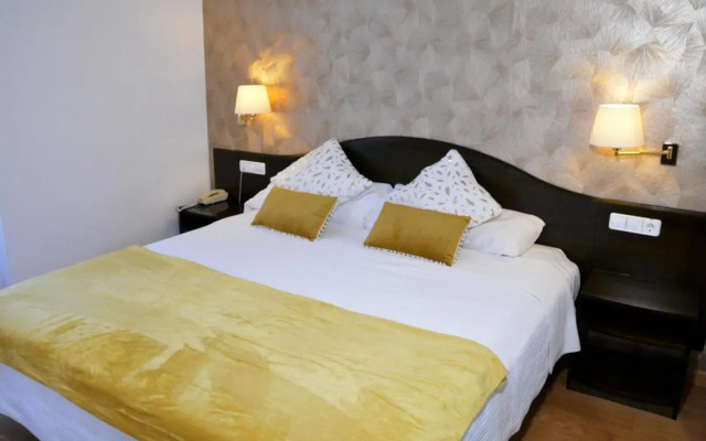 Daniya Biar Hotel (ex. Villa de Biar)