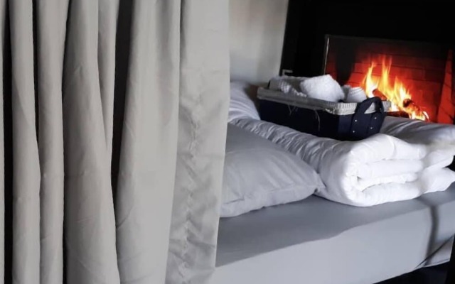 Luxury Stays - Hostel