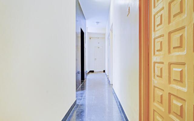 OYO Flagship 81402 Legrace Residency