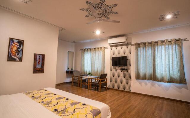 Tripli Hotels Arunoday Palace