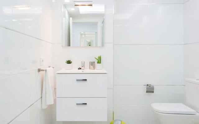 63 Los Cristianos Apartment, First Sea Line, Parking