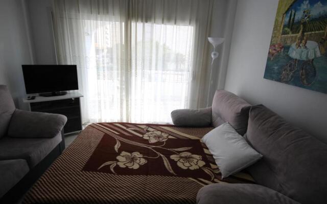 Erisa 25 by IVI Real Estate