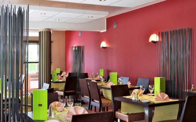 Mercure Luxeuil les Bains Hexagone