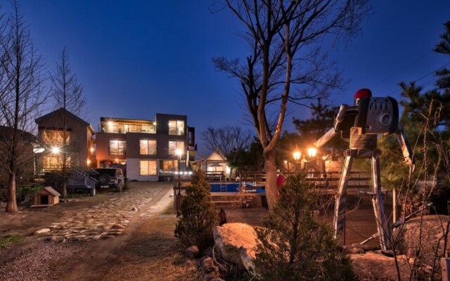 Pocheon Hwajeokyeon Pension