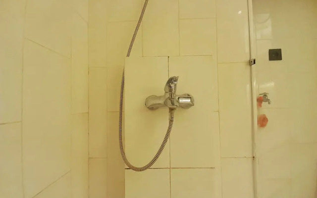 Scenic And Homey Studio Mataram City Apartment