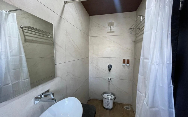 Sunny Executive Satara