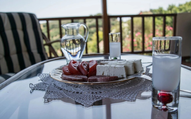 Alexandra Villa Stalos