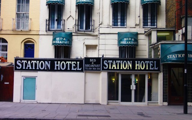 Victoria Station Hotel