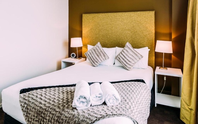 The Quadrant Hotel & Suites