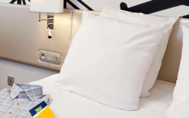 ibis Styles Paris Tolbiac Bibliotheque