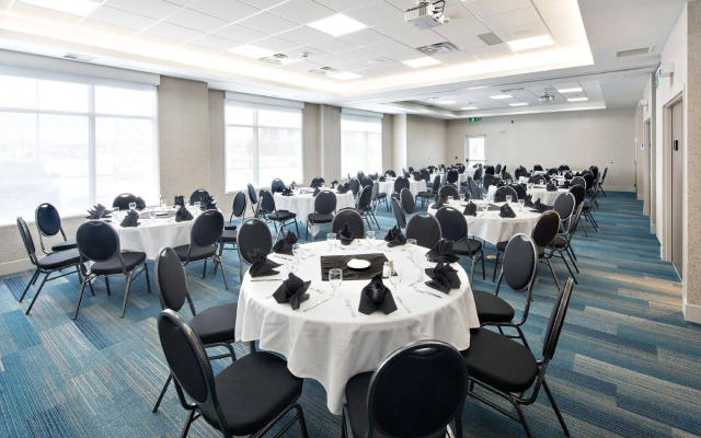 Holiday Inn Express Red Deer North by IHG