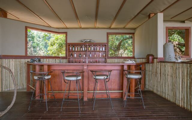 Sausage Tree Camp Hotel	